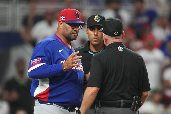 푸홀스 감독, 한국에 '황당 억지' 요구했다 + 안 통하자 공개 불만 폭발! →
