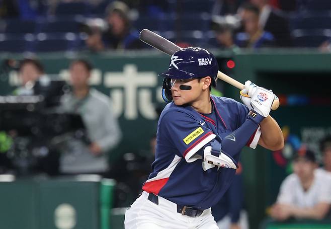 야구에 ‘만약’은 없지만→통한의 홈 송구 하나가 ‘괴물’을 흔들었다…김주원의 실책성 플레이 ‘아쉽’ [WBC 8강]