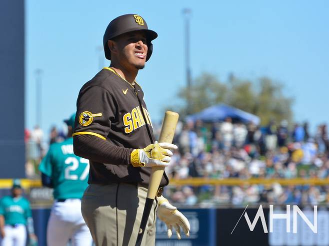 '아, 류현진' 도미니카 상대 '국대' 마지막 등판서 1과 2/3이닝 3실점…그래도 '탱큐'