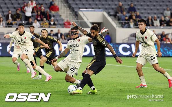 천하의 손흥민이 미국에서 5경기 연속 노골? 손흥민만 노리는 집중견제 이겨내야 한다