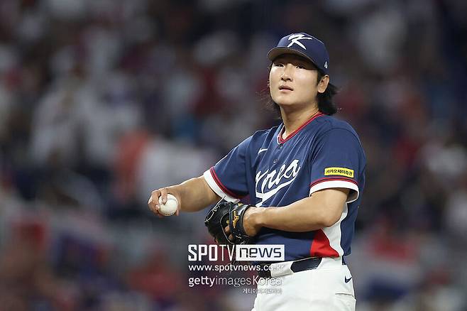 국가대표가 볼넷→볼넷→볼넷 말이 되나…157km 강력한 무기 있는데 왜? 곽빈은 또 고개를 숙였다