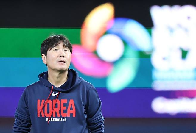 'WBC 8강' 류지현 감독 2+1년 재계약? 과감하게 새 인물?…2027년 프리미어12→2028년 LA 올림픽, 큰 파도 2번 밀려온다