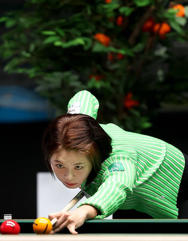 풀세트 역전극에도 고개숙인 김가영 “고민이 많다”…월챔 6회 연속 결승 대업엔 “못 들은 척하려고”, 여왕의 채찍 [현장 일문일답]