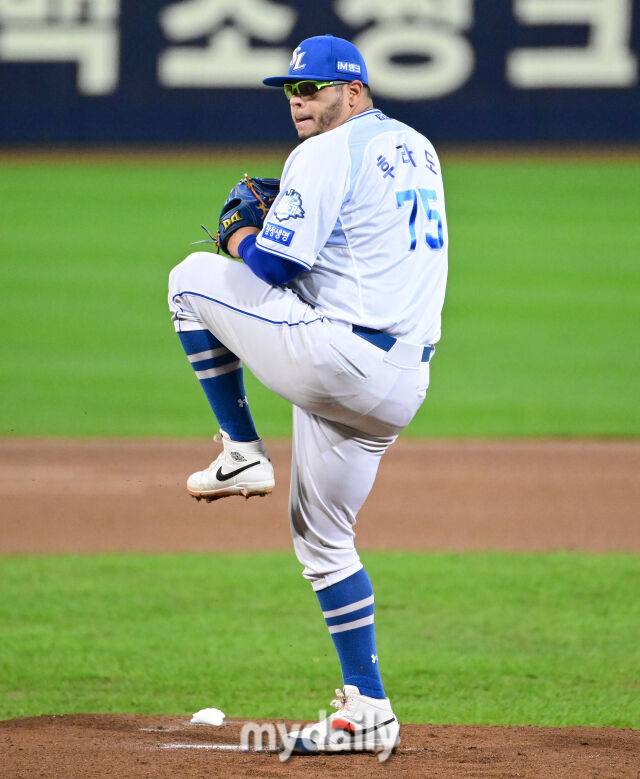 WBC 탈락했는데 '파나마 특급' 왜 돌아오지 않나, 삼성은 계획이 있구나…