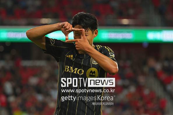 “손흥민 천금골→LAFC 3-0 완승, 개막 후 4연승 질주”…美 전문매체 예상 “SON 세인트루이스전에서 올시즌 리그 첫 골 터질 것” 잠잠했던 발끝 드디어 터진다