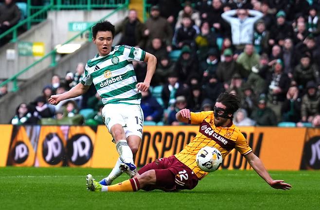 BBC가 대서특필한 한국인...'멀티골' YANG, 스코틀랜드 폭격 성공, 셀틱 역전 우승 희망 UP '홍명보호 승선 관심 집중'