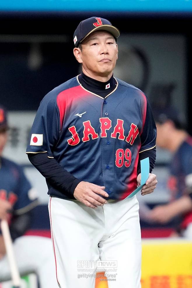 프리미어 12 우승 실패→WBC 4강 좌절 '대참사'…이바타 OUT, 감독 임기 굴욕적으로 종료