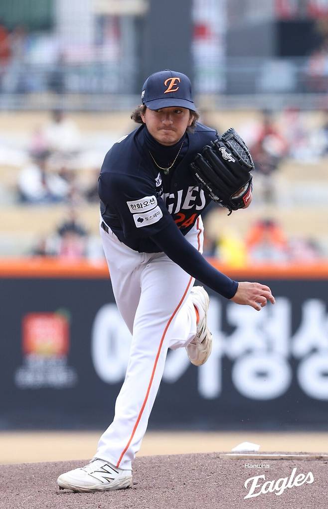 한화 33승 초특급 원투펀치 이탈에도 웃는다…벌써 151km 중무장, 김경문도