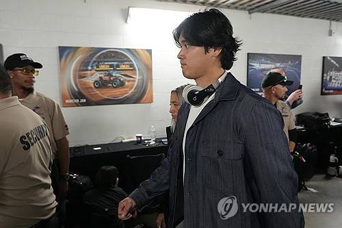 오타니, 끓어오르는 분노 끝내 폭발