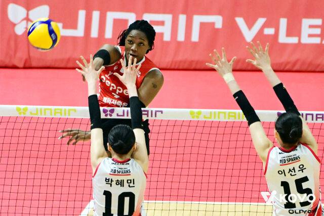 아름다운 마무리는 페퍼저축은행의 것! 시즌 최종전서 정관장 제압, 홈 최종 11승 7패 마무리 [MD광주]