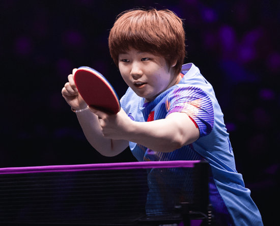 中 여자탁구 대형사고, '4년 아성' 무너졌다…日 17세 천재소녀, 중국에서 WTT 챔피언스 우승→콰이만 4-3 격파+1위 쑨잉사 8강 탈락