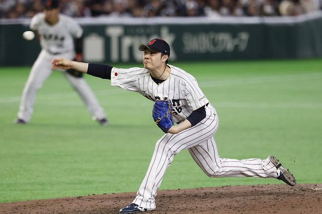 日 투수, 어떻게 이런 일이…전세기도 못 타고 '美 마이애미' 홀로 갔는데→베네수엘라전 미등판+도쿄 복귀+후쿠오카 이동, 허탕 제대로 쳤다