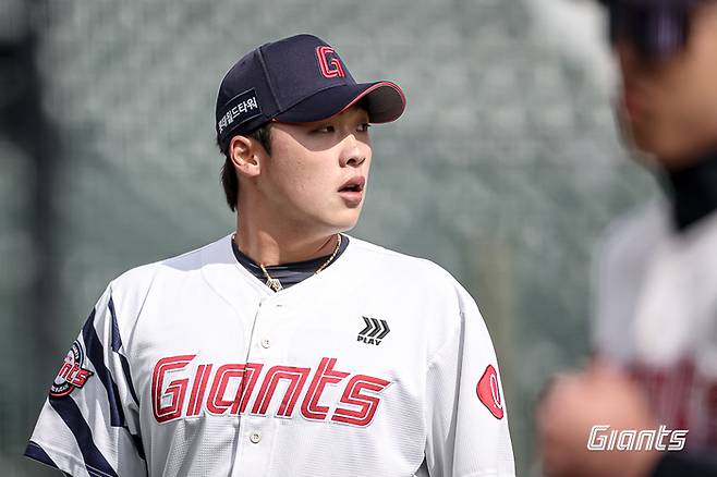 “겨울 동안 뭐했나” 김태형 감독 ‘쓴소리’→롯데 ‘강속구 유망주’, 2군서 선발 준비 [SS시선집중]
