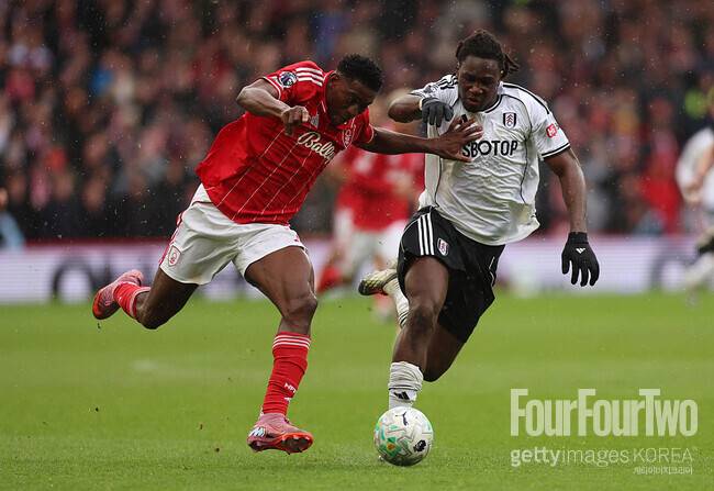 [pl.review] '강등 위기' 토트넘, 하늘이 돕는다...'골대 불운+득점 취소' 노팅엄 풀럼과 0-0 무승부→17위 추격