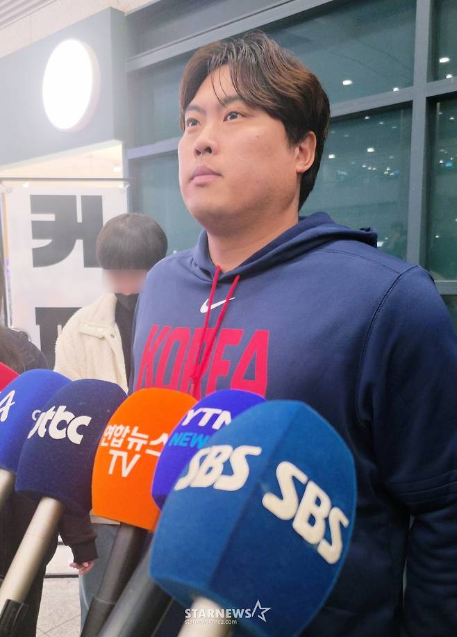 '韓 도착' 류현진