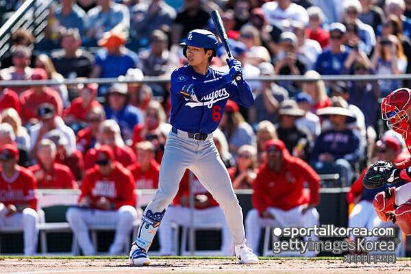 'WBC 타율 0.083' 여파? 김혜성, 10실점 투수에 '삼구 삼진+병살'→안타와 도루로 체면치레…다저스 복귀전서 4타수 1안타