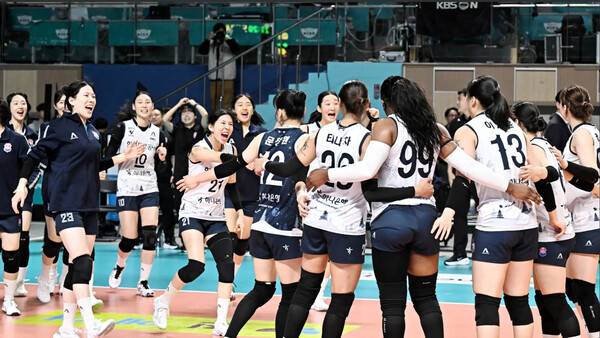 '사진 조작 논란' KOVO, 여자부 한국도로공사 정규리그 1위 확정 SNS 뉴스에 자료사진 사용