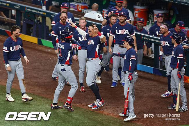 ‘도미니카 최강 타선 막았다’ 미국, 홈런 2방 앞세워 4강 2-1 진땀승…3연속 결승 진출 [WBC]