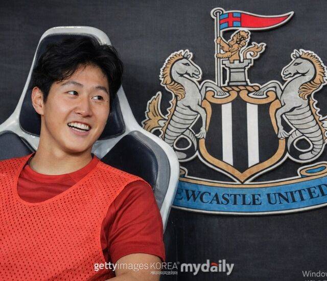 'PSG가 원하는 이적료 688억 지급 가능, 이강인 영입으로 공격진 재개편'…EPL 클럽 영입 경쟁