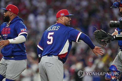 '도미니카 감독' 푸홀스, 끓어오르는 분노 참았다…