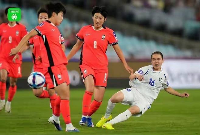 中 깜짝 놀랐다!