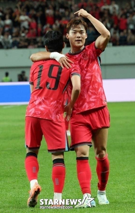 '손흥민·오현규 공존' 끝내 불발? '월드컵 단 3개월 전' 홍명보 감독 해답 못 찾았다