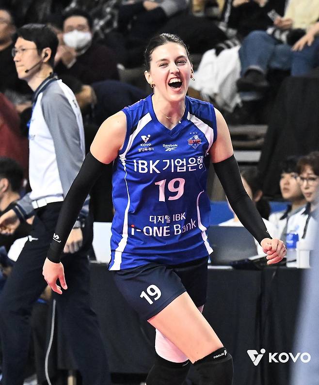 프로배구 외국인 거포 누가 남나…베논·조이 재계약 가능성↑