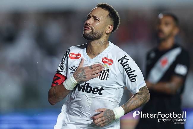 네이마르 대표팀 제외에 '외계인' 호나우지뉴 작심발언