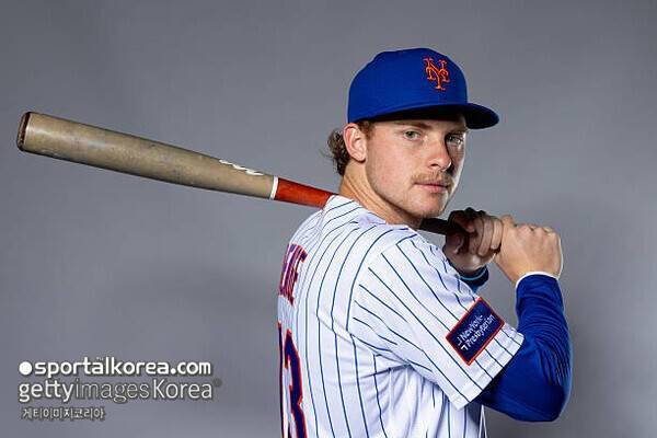 배지환 이래서 쫓겨났구나…'2안타 2볼넷→타율 0.406' 펄펄 나는 '전미 16위 유망주', 빅리그 안착 '청신호'