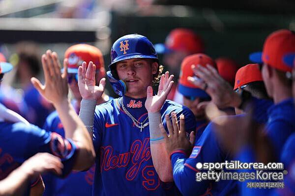 배지환 이래서 쫓겨났구나…'2안타 2볼넷→타율 0.406' 펄펄 나는 '전미 16위 유망주', 빅리그 안착 '청신호'