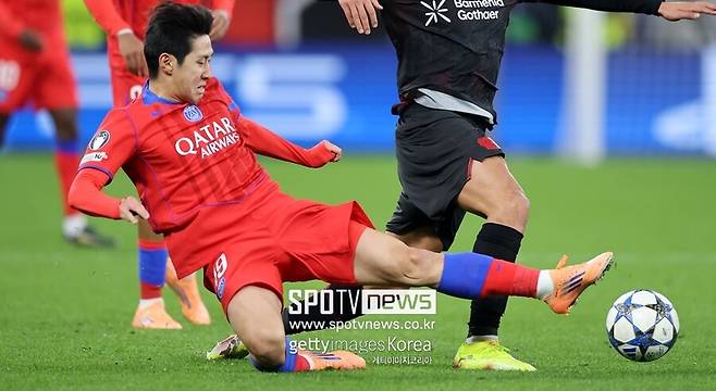 이강인, 결국 영국에서 17분 뛰었다 → 챔피언스리그 9경기 모두 선발 제외…PSG는 첼시에 합계 8-2 '8강 진출'