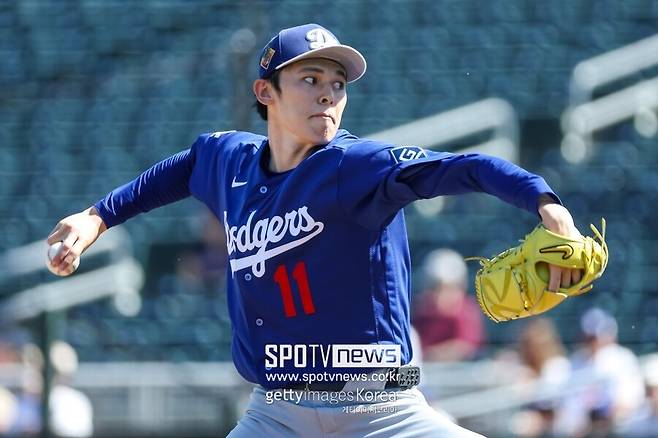 160km 던지면 뭐하나 '볼볼볼볼'…또 강판→재투입 굴욕, 사사키 선발 가능한거 맞나?