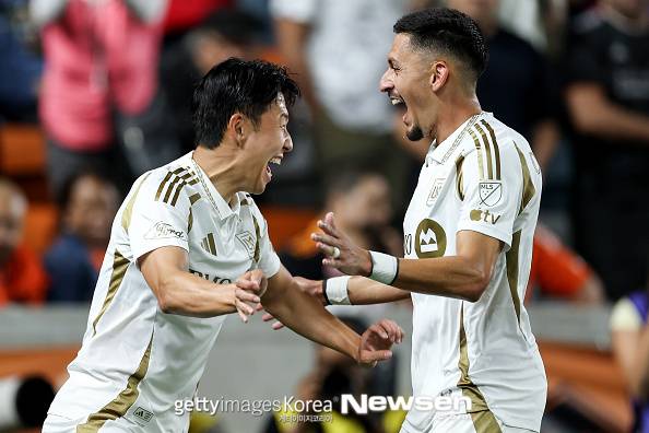 ‘손흥민 풀타임 침묵’ LAFC, 극장골로 알라후엘렌세에 2-1 역전승