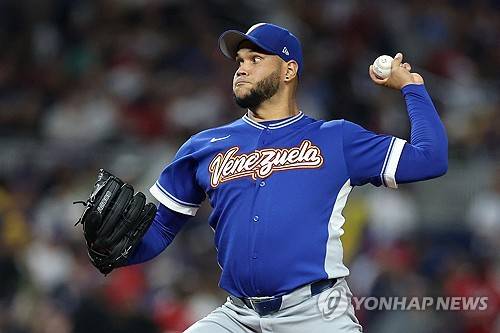 결승전에 마이너 투수라니… 사이영상 수상자 도망간 미국, 대가 치렀다[초점]