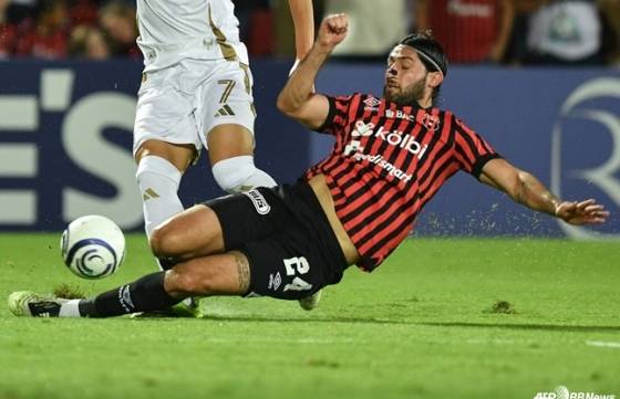 '손흥민, 도대체 왜?' 남미 감동 세례