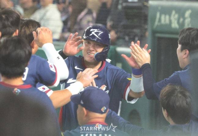 '시범경기 4할 타율' 백업 포수에 고졸 신인까지 '도루 저지 7회' 쾅! 박동원 비운 LG 안방 언제 이리 든든해졌나