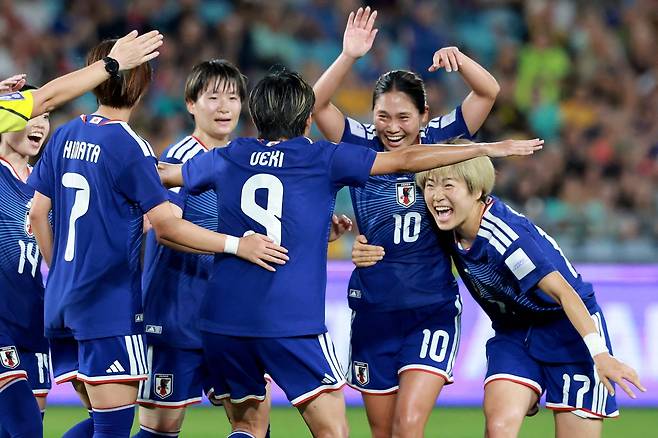 한국 3-11, 日 공세에 크게 무너졌다 '슈팅 수 압도적 열세'→전반전 스코어 0-2…지소연 벤치행 악수? 女 아시안컵 결승행 빨간불 (전반 종료)