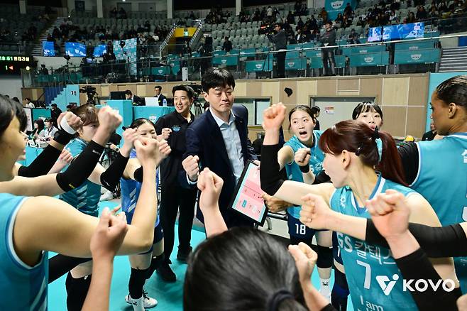 GS칼텍스 최종전서 봄 배구 티켓 극적 획득 '흥국생명 나와라' [IS 장충]