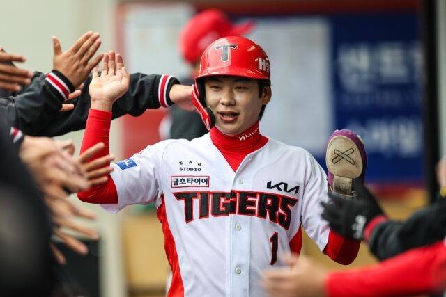 “(나)성범이 지명타자 할 때 우익수로 내면…” 김호령은 어엿한 KIA 주전, 그러면 본래 김호령 역할은 누가 하나