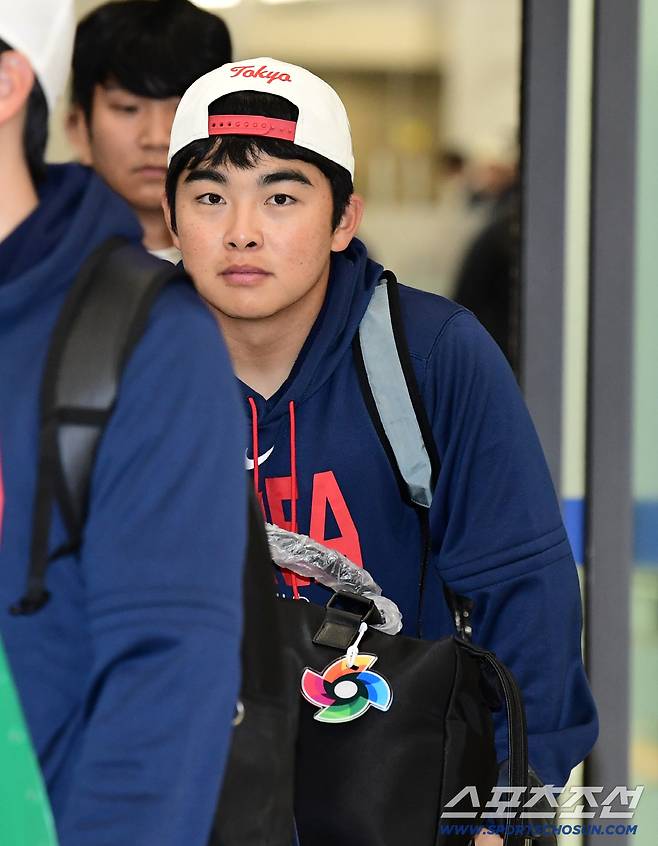 '숨만 쉬어도 성장하는 대회' 신민재-문현빈은 심지어 주전만큼 빛난 조연. 엄청난 레벨업 확실시 → '다음 대표팀'이 더 기대되는 이유