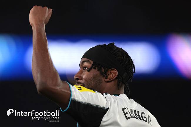 박승수가 차라리 낫다...'7실점 대패 원흉 지목' 뉴캐슬 역대 이적료 3위, 바르셀로나전 2골에도 욕 먹어