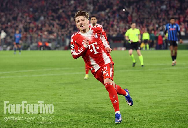 [ucl.review] '김민재 막판 윙백 변신' 뮌헨, '케인 멀티골' 골키퍼 참사 없이 아탈란타에 4-1 대승→8강 진출