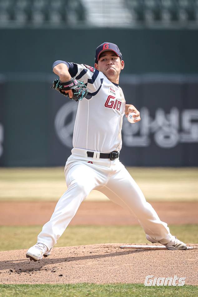 시범경기 1위+무패 행진! 롯데 5연승 이끈 ‘명장’ 김태형 “올시즌 더 좋은 경기 약속” [SS사직in]