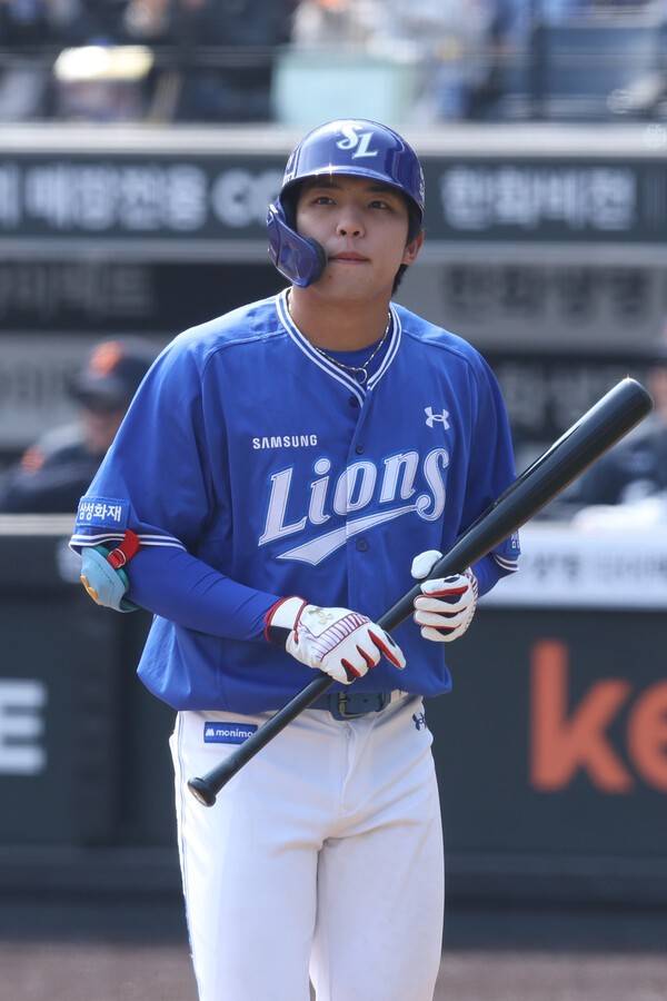 AG 가고 싶은데 '19타수 무안타 7삼진', 길어지는 김영웅의 침묵…아무리 시범경기라지만 팬들 우려 커진다
