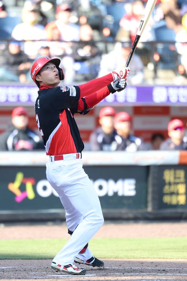 'OPS 1.273' KIA 1R 출신 내야수 방망이 뜨겁다…한화 상대 멀티홈런 쾅쾅→꽃감독 기대감 UP [대전 현장]