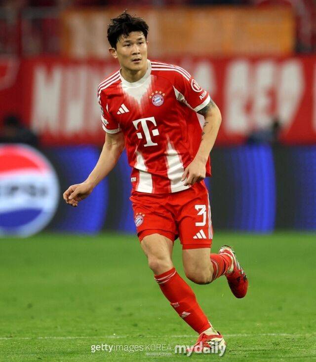 '김민재와 동료들은 외계인 같았다, 역사적인 참패'…이탈리아는 여전한 관심