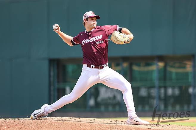 롯데에 혼쭐난 '14억' 키움 뉴 페이스, 사령탑은 믿는다…