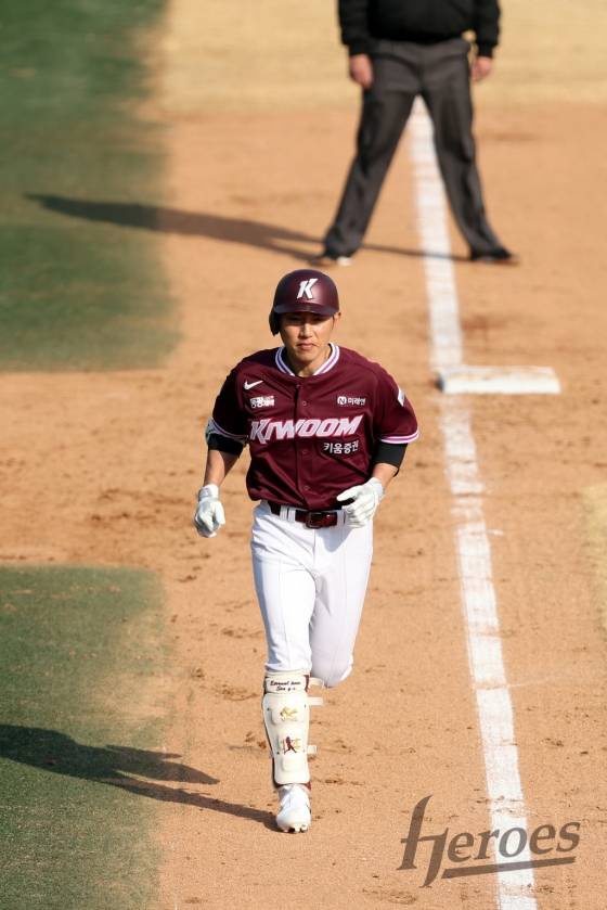 [오피셜] '아뿔싸' 37세 베테랑 쓰러졌다 '깁스 치료' 전열 이탈→개막 엔트리 합류 불발