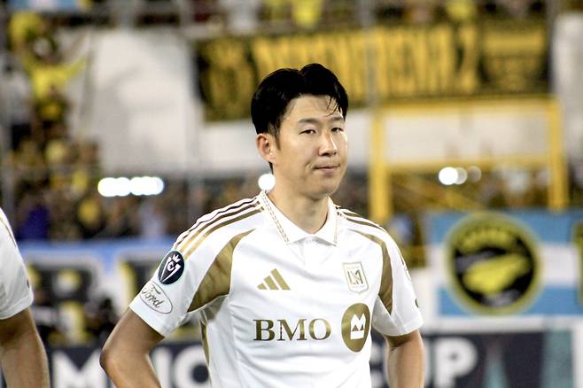 손흥민, 딱 14경기 뛰고 리그 우승…엄청난 시나리오 터졌다→3개월 스프린트에 운명 결정, 왜?