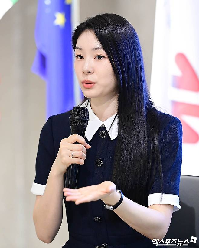 '이 시대의 김연아' 사라졌다…올림픽 金 따고, 세계선수권 줄줄이 포기